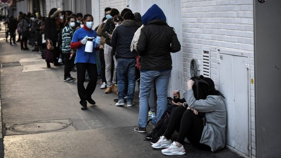 Précarité étudiante : sous Macron, un gouvernement incapable et responsable image