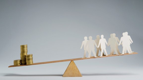 Le capitalisme contre la démocratie et la sphère privée image