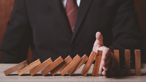 « Il faut interdire l'existence des banques systémiques ! » - Daniel Deguen image