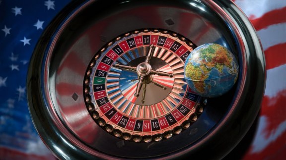 « Les risques insensés des grandes banques sont meurtriers » - Daniel Lebègue image