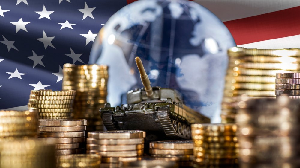 Guerre en Ukraine : la percée en bourse des fabricants d'armes américains