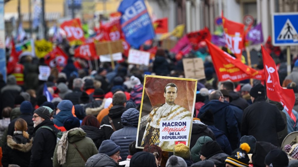 Inégalités : la France, un pays de pauvres avec quelques ultra-riches ?