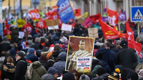 Inégalités : la France, un pays de pauvres avec quelques ultra-riches ? image