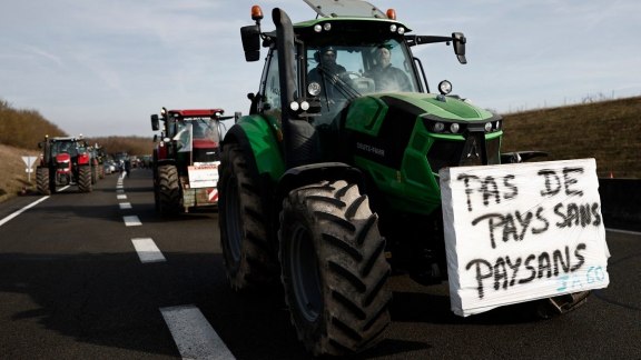 Derrière la colère agricole, l’humiliation de l’ordre néolibéral image