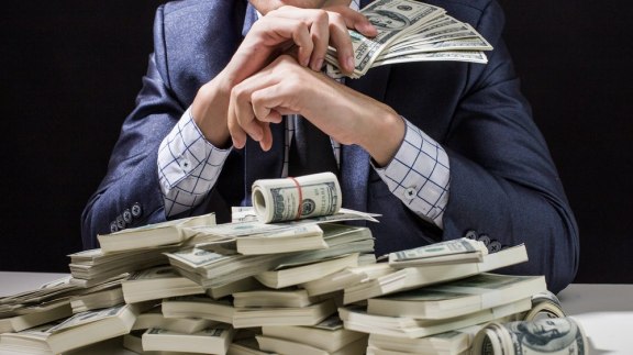 Superprofits des banques : la France refuse toute surtaxation malgré le gavage image