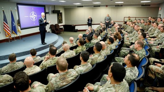 Face à la « menace systémique » chinoise, l’OTAN surveille l’Asie image