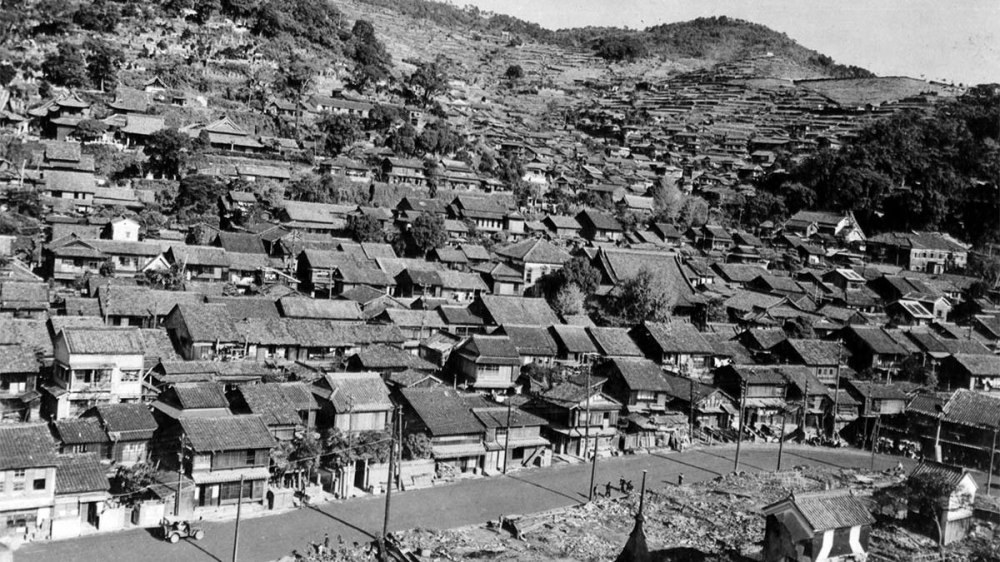 nagasaki-ville-avant-bombardement-1945